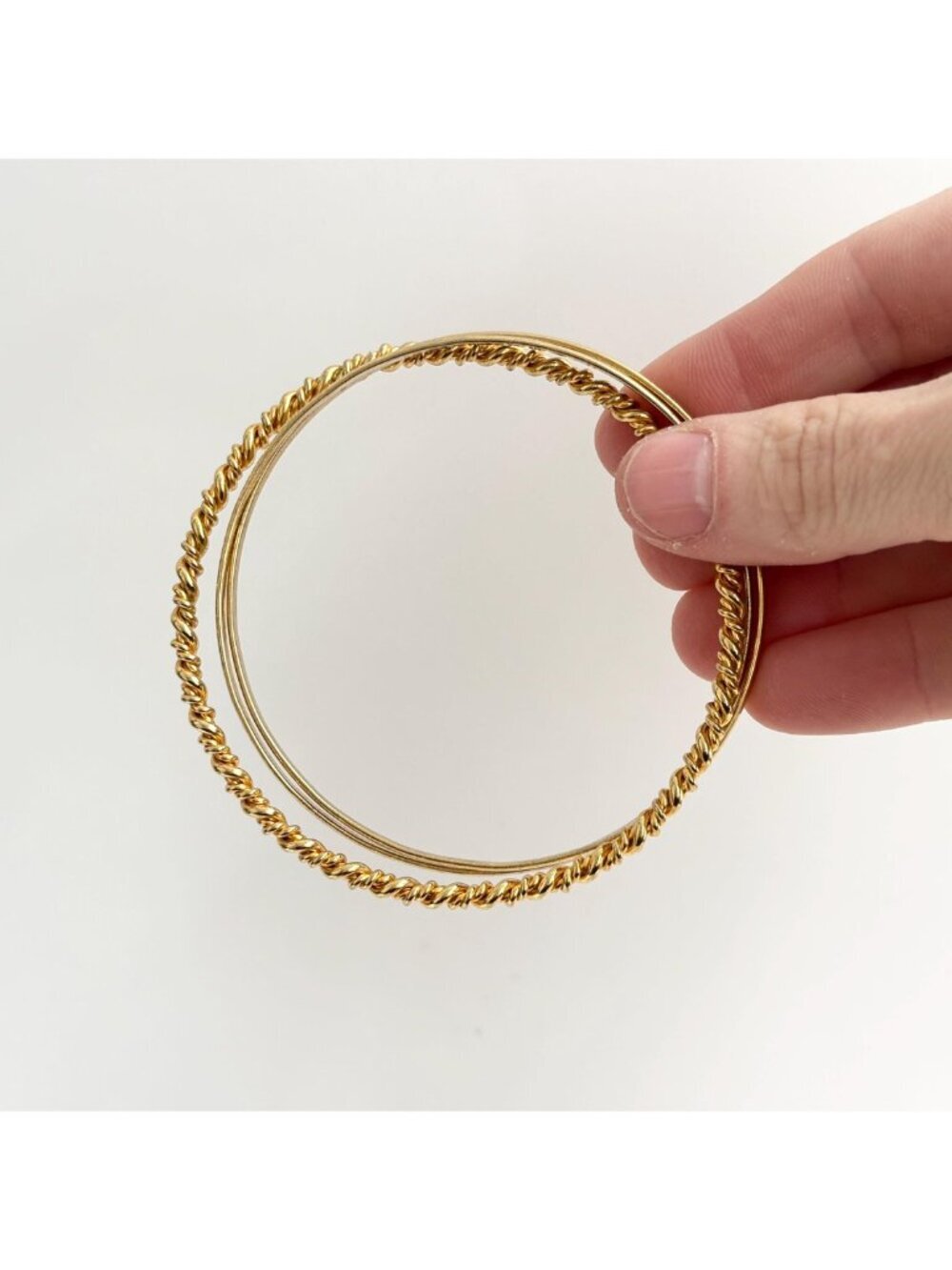 Gold Toned Triple Sectioned Multi Stackable 90's Vintage Bangle Bracelet - Picture 6 of 8